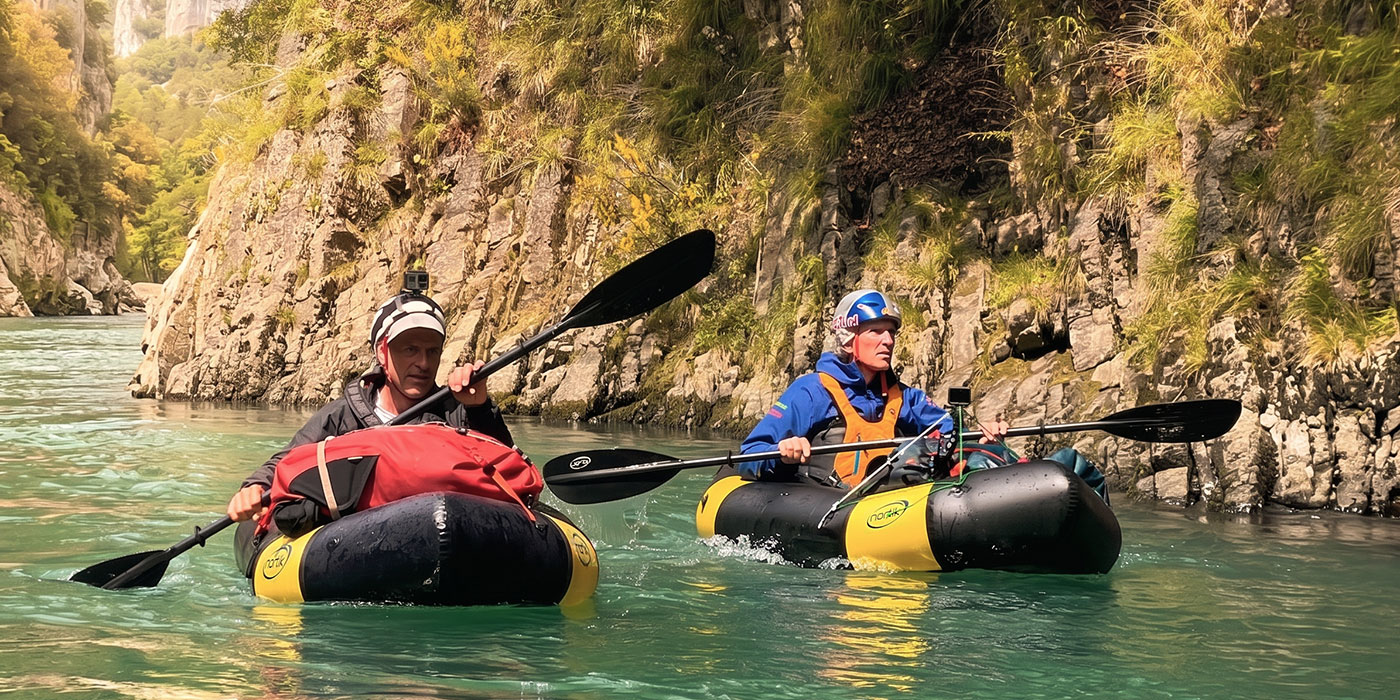 Packrafts nortik im Fluss